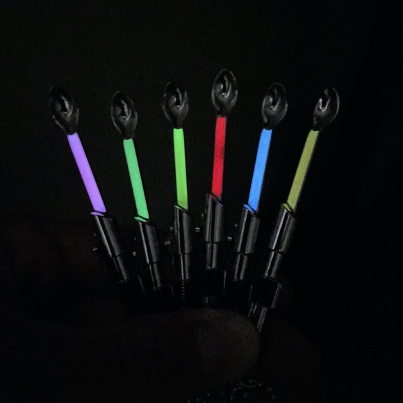 Mini spoon necklace GLOW Star Wars Light Saber small tiny spoon pendant 6 Piece - Picture 1 of 5